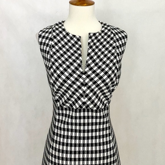 Calvin Klein Sleeveless Houndstooth Pattern Dress - Picture 2 of 11